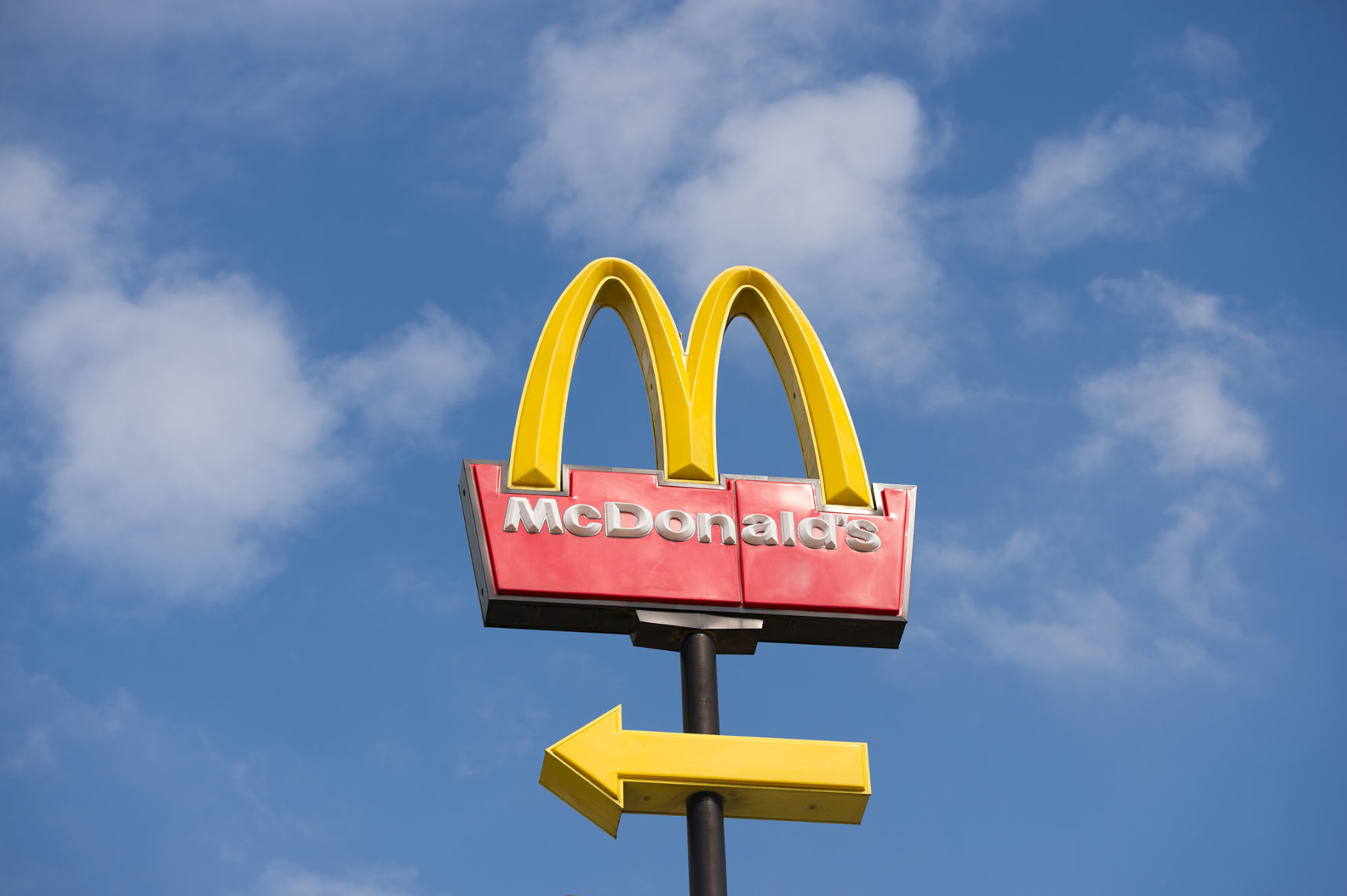 McVeggie burger? McDonald's weighs whether to jump on the plant-based burger bandwagon